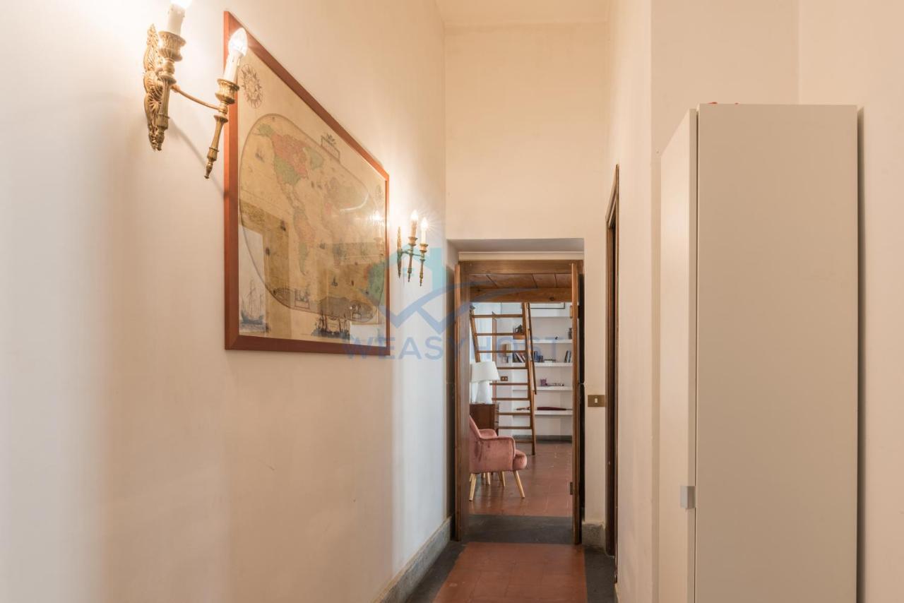 Warm Nest In The Old Building Of Piazza Navona Appartement Rome Buitenkant foto