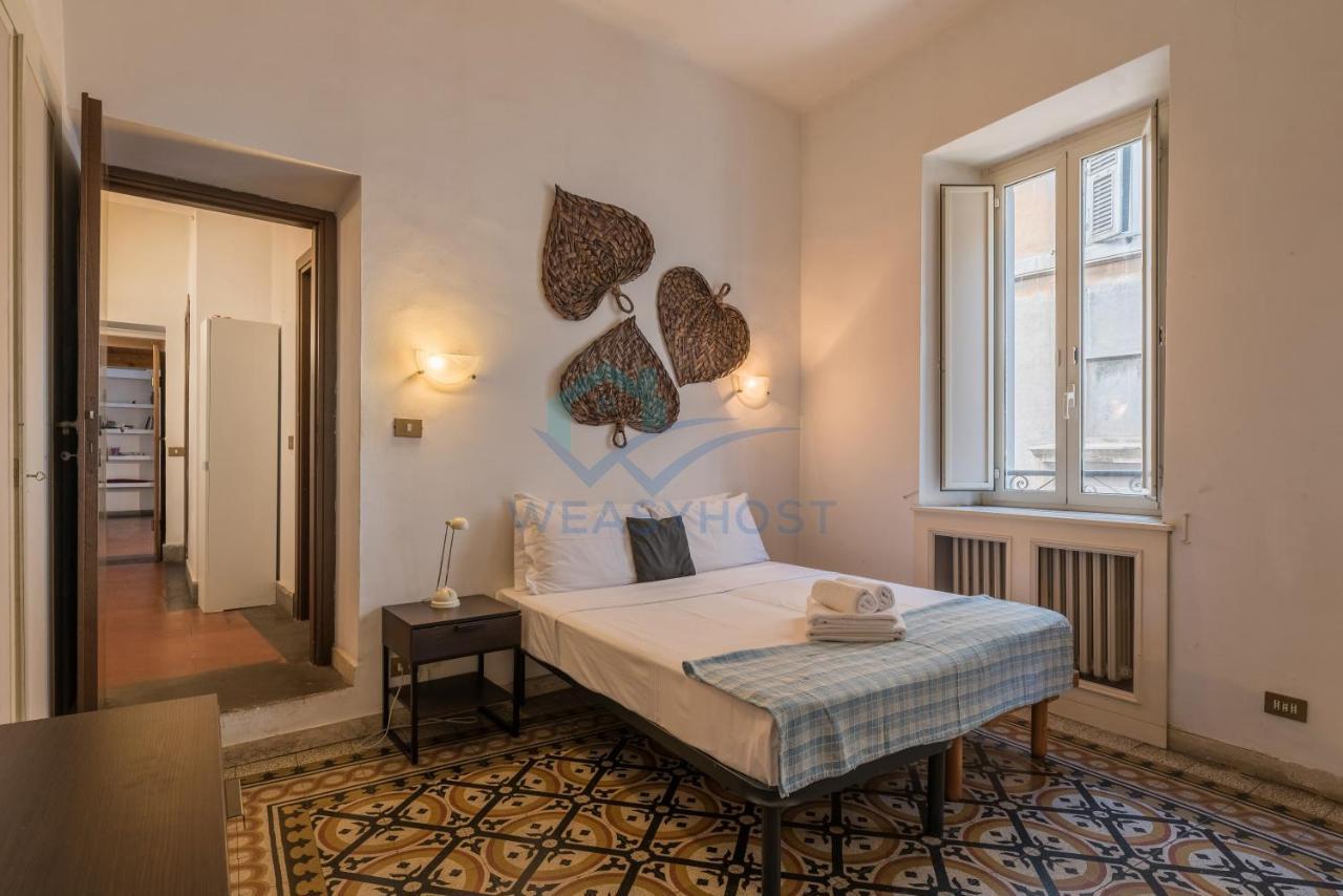 Warm Nest In The Old Building Of Piazza Navona Appartement Rome Buitenkant foto